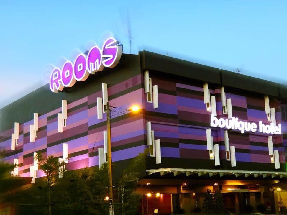 Oyo 902 Rooms Boutique Hotel Johor Bahru Eksteriør billede
